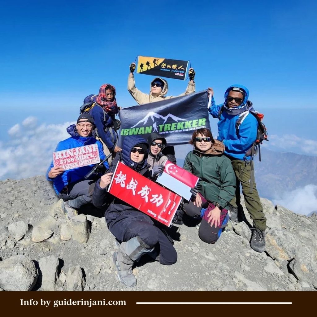 How To Book Rinjani Trekking Guide