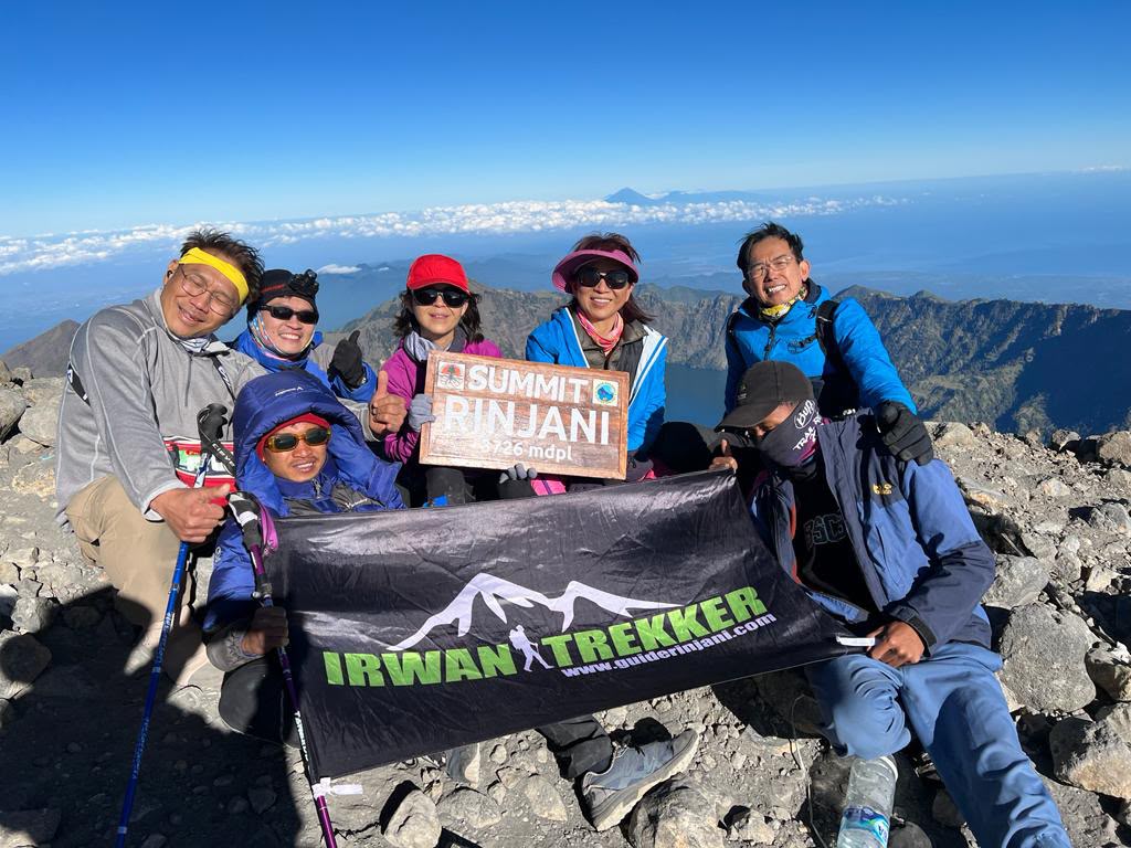 2D-1N Trekking Summit Rinjani